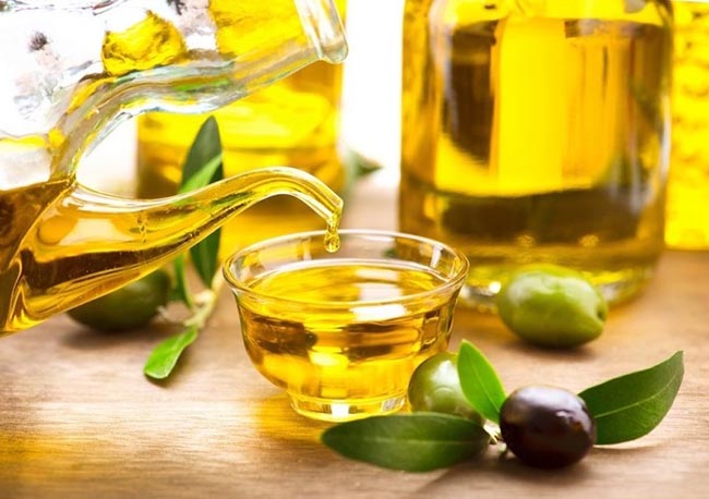 Sử dụng dầu Olive tẩy trang cho làn da nhạy cảm? - Labcos | Milaganics – Mỹ  phẩm thiên nhiên thuần khiết – milaganics